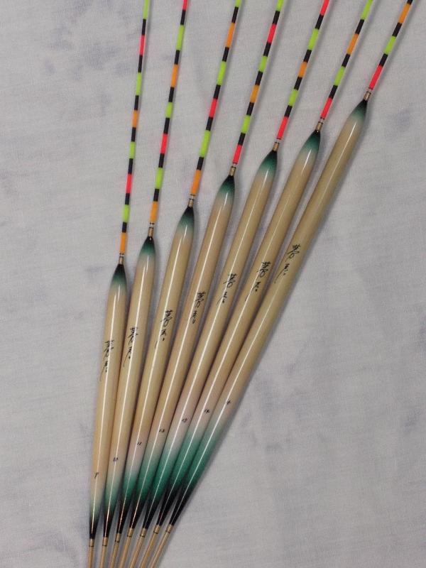 ヘラウキ（へらうき）ヘラブナ（へらぶな）